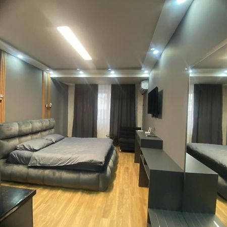Hotel 770 Batumi Ngoại thất bức ảnh