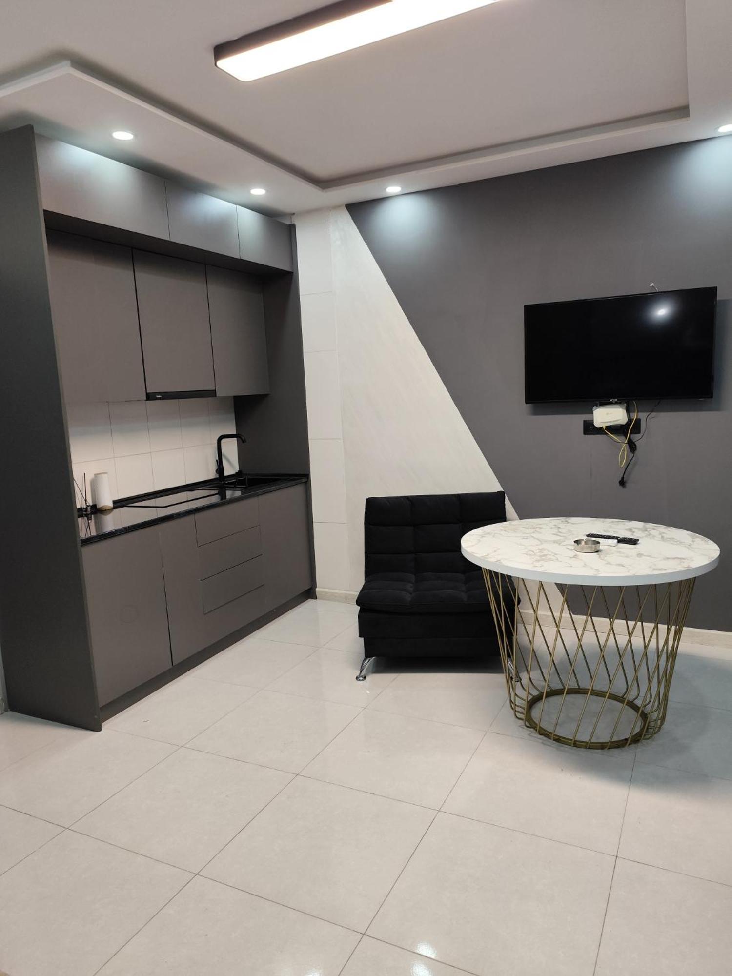 Hotel 770 Batumi Ngoại thất bức ảnh