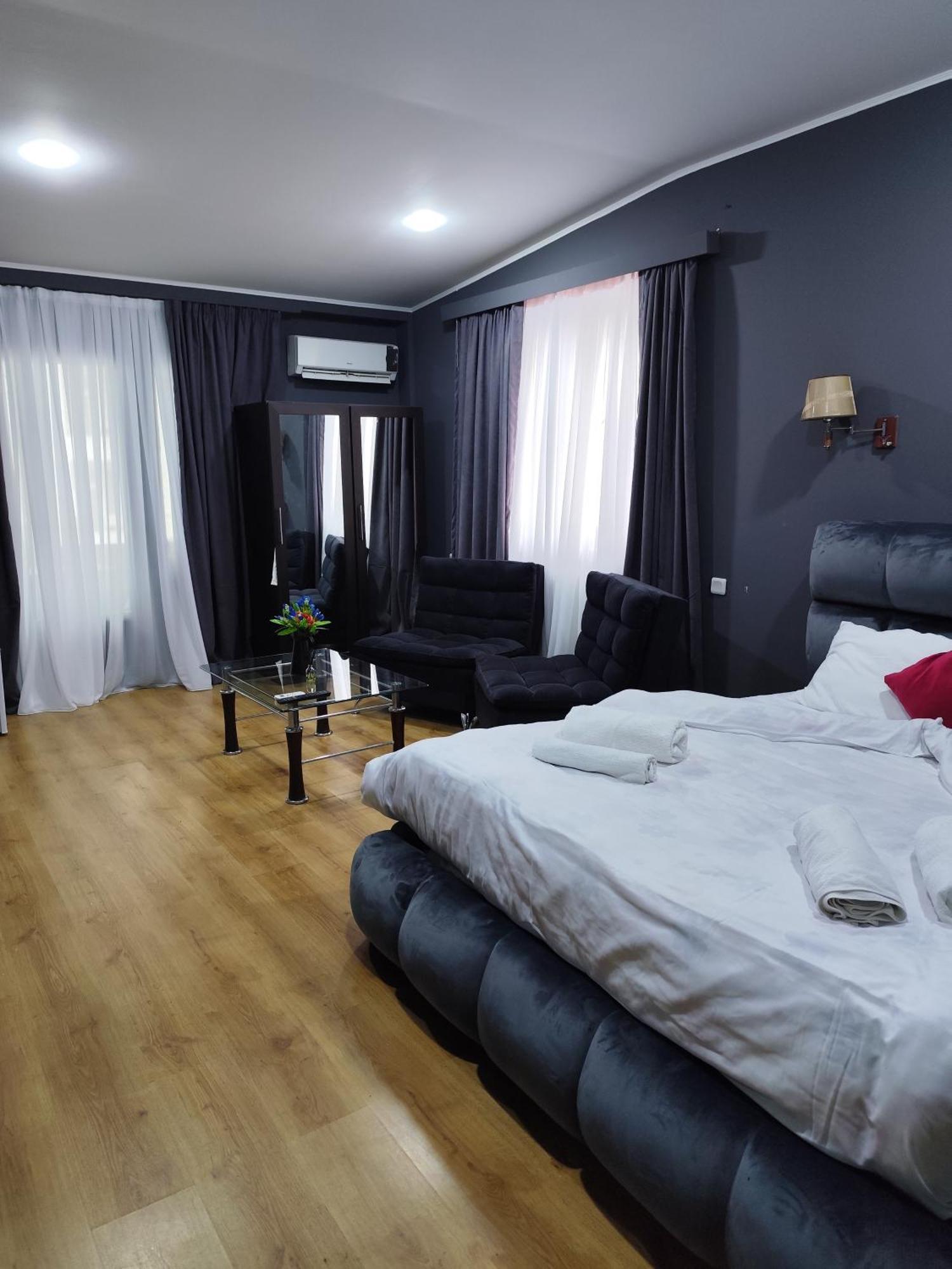 Hotel 770 Batumi Ngoại thất bức ảnh
